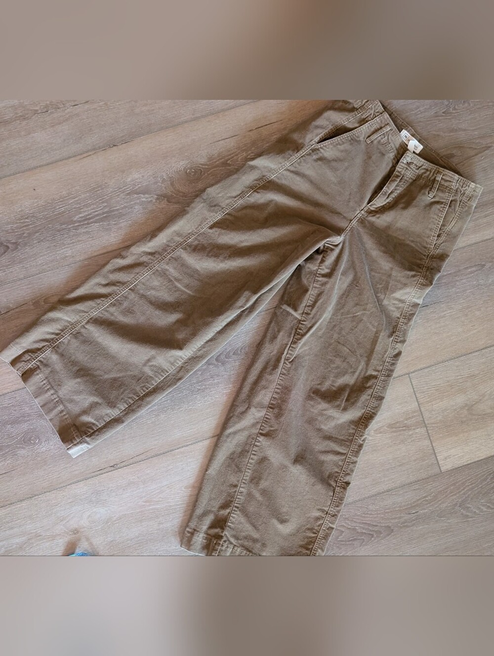 Celebrity Pink Women's Tan Wide Leg Trousers 29"